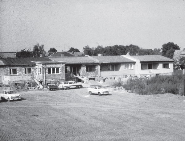 Bau der Reihenhäuser in der Südstraße, 1982
